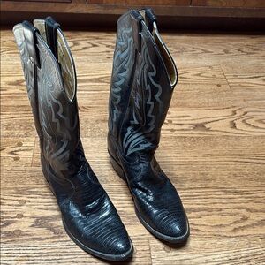Justin Boots Black Western Cowboy Boots Classic Design
